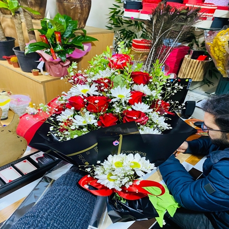 Papatya ve Kırmızı Gül 10 Adet